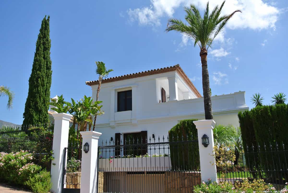 жилой дом в Марбелья, Андалусия 10144911