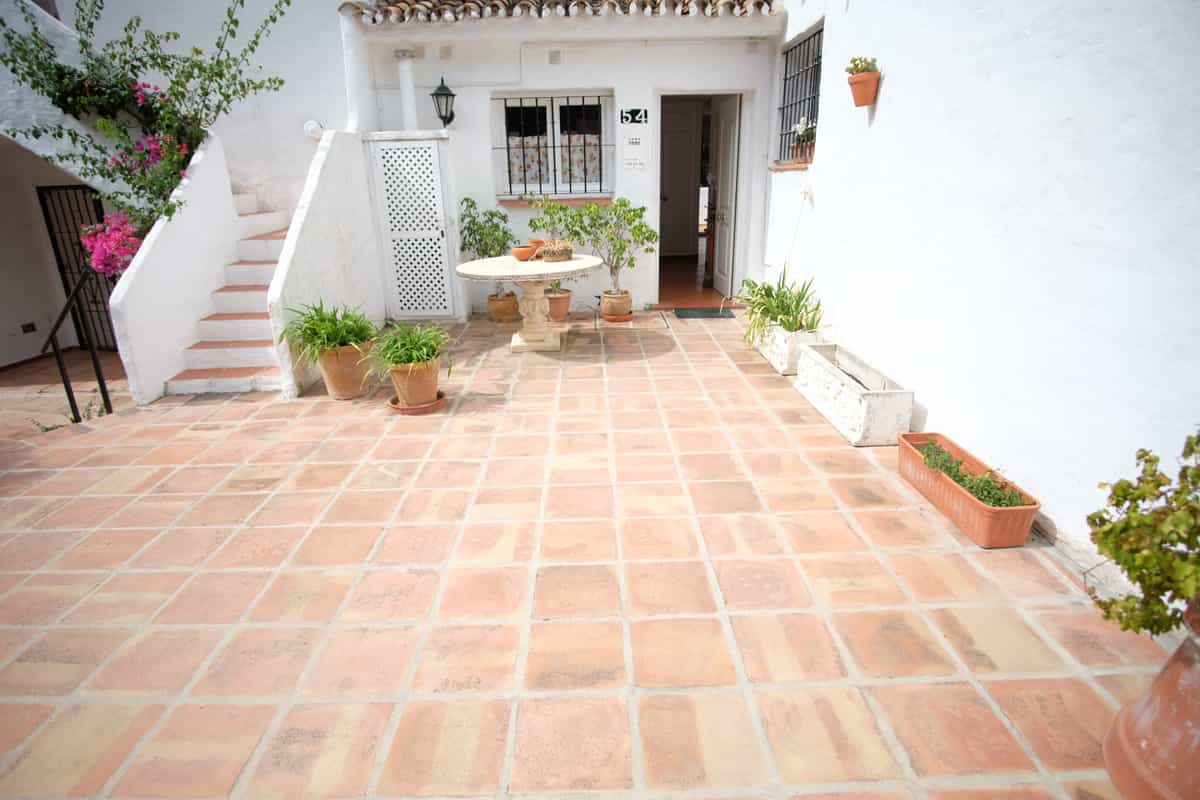 Будинок в Marbella, Andalucía 10144991