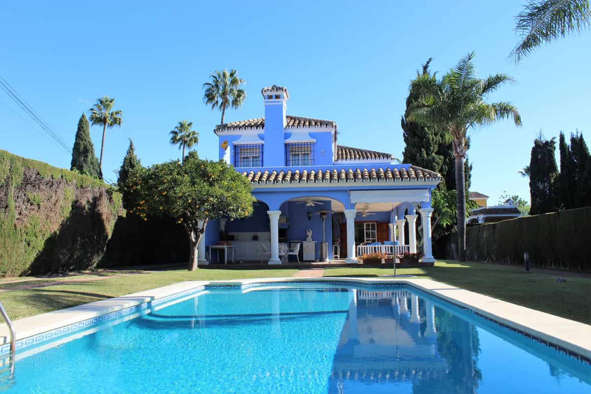 房子 在 Marbella, Andalucía 10145069