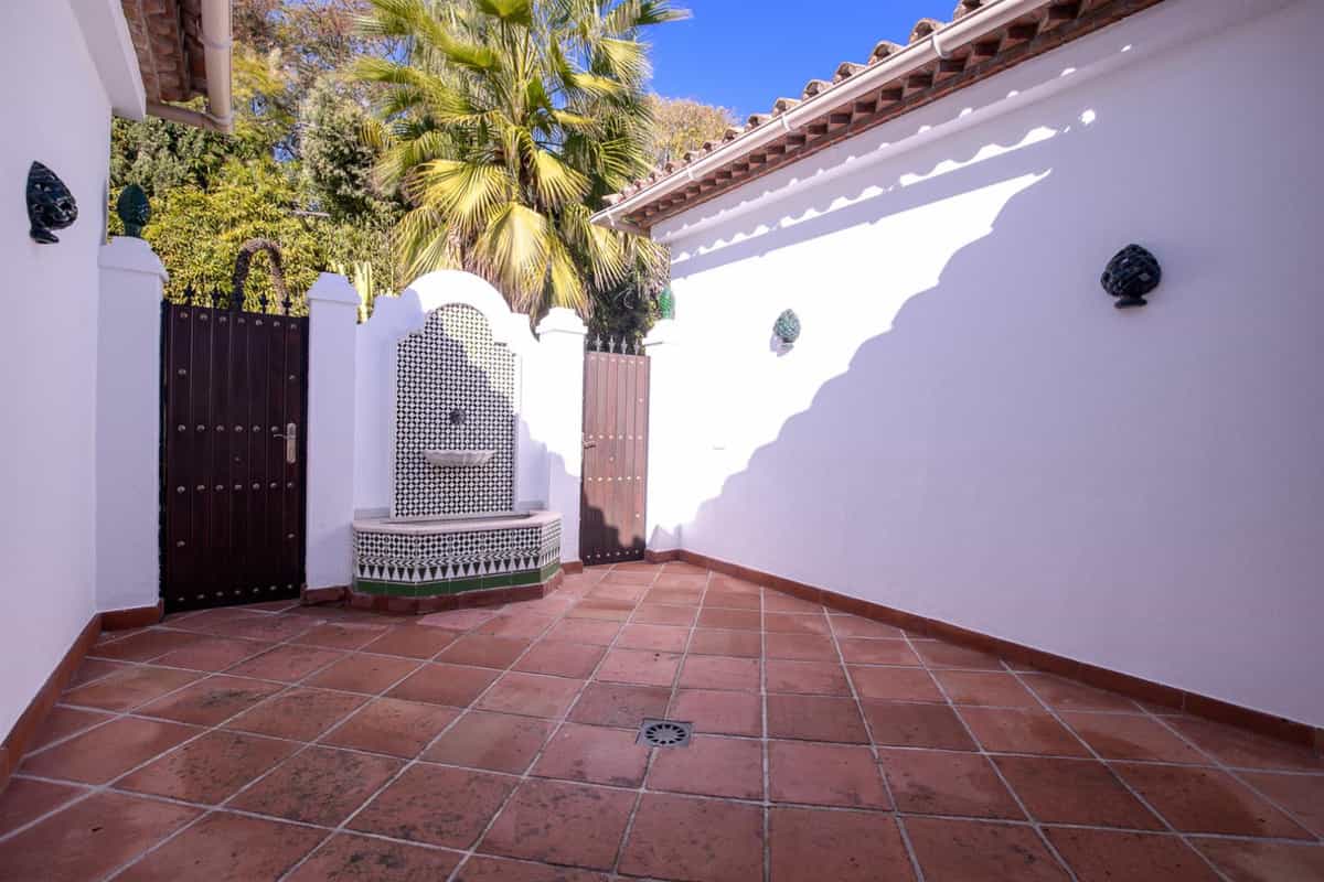 Huis in Marbella, Andalucía 10145075