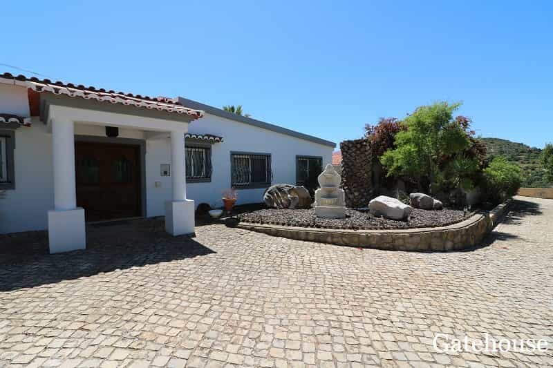Talo sisään Santa Barbara de Nexe, Faro 10145203