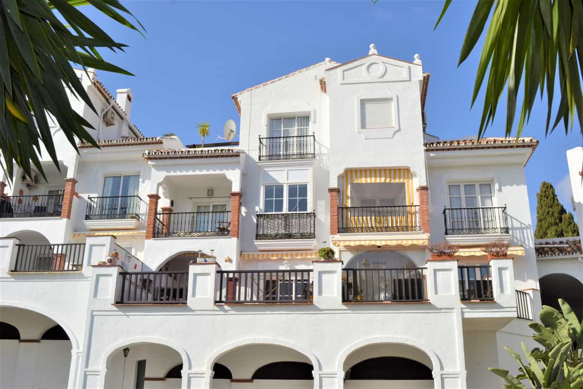 Condominium in Alhaurin el Grande, Andalusia 10145274