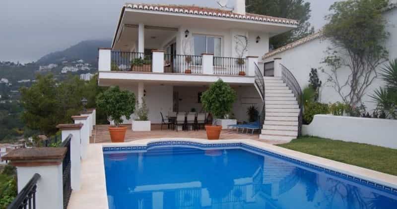 Rumah di Mijas, Andalusia 10145280