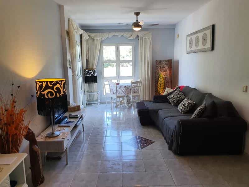 公寓 在 Arona, Canarias 10145617
