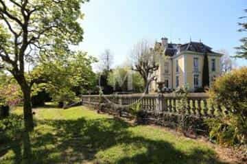 House in Pau, Nouvelle-Aquitaine 10145644