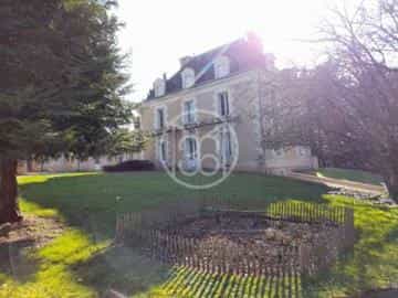 Haus im Charroux, Nouvelle-Aquitaine 10145661