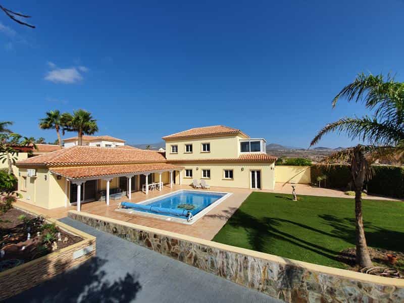 房子 在 埃尔阿布里戈, 加那利群岛 10145662