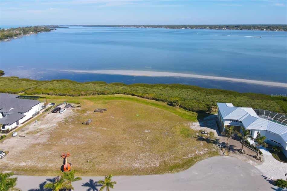 Land in Punta Gorda-strand, Florida 10145743