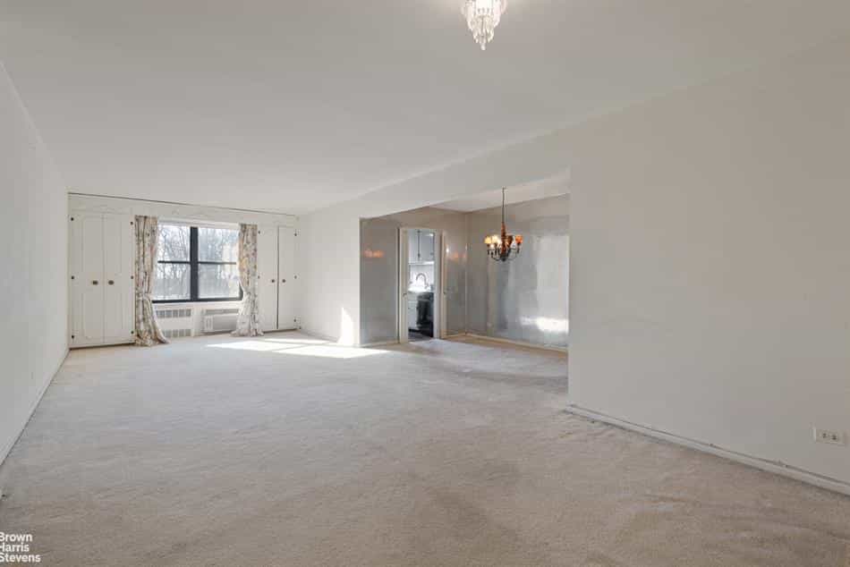 Condominium in Bellerose Terrace, New York 10146048