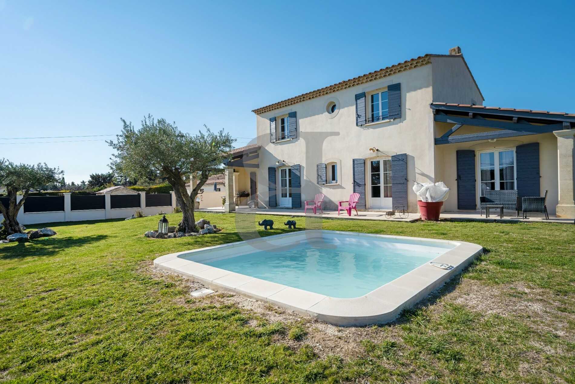 rumah dalam L'Isle-sur-la-Sorgue, Provence-Alpes-Côte d'Azur 10146228