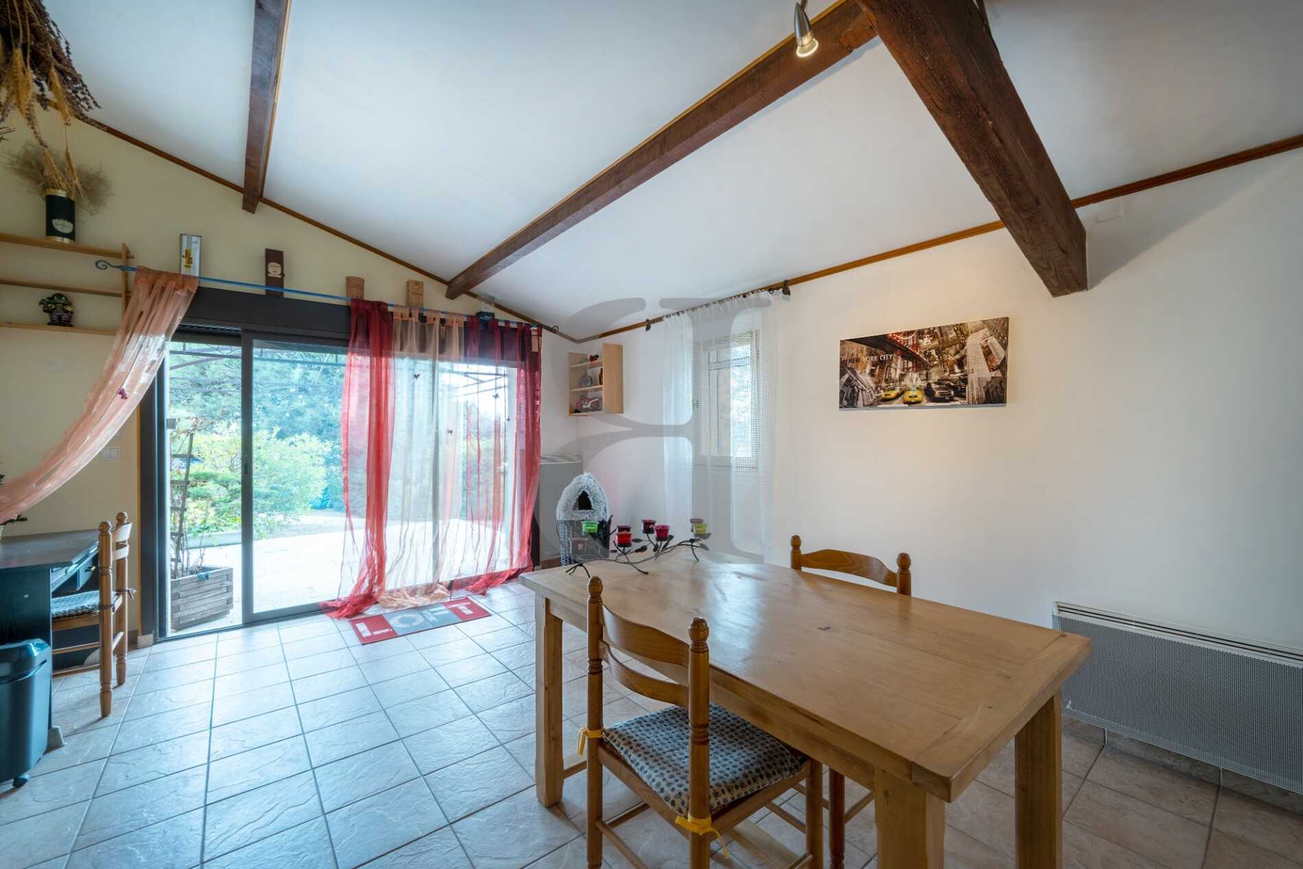 Huis in Caumont-sur-Durance, Provence-Alpes-Côte d'Azur 10146243