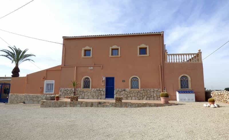Будинок в Catral, Valencian Community 10146437