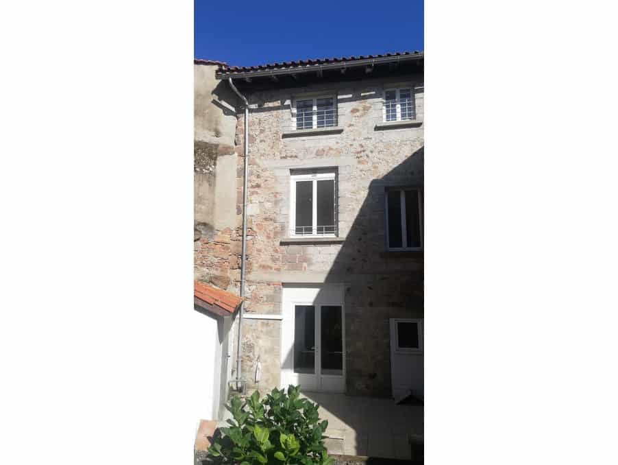 Casa nel Chabanais, Nouvelle-Aquitaine 10146531