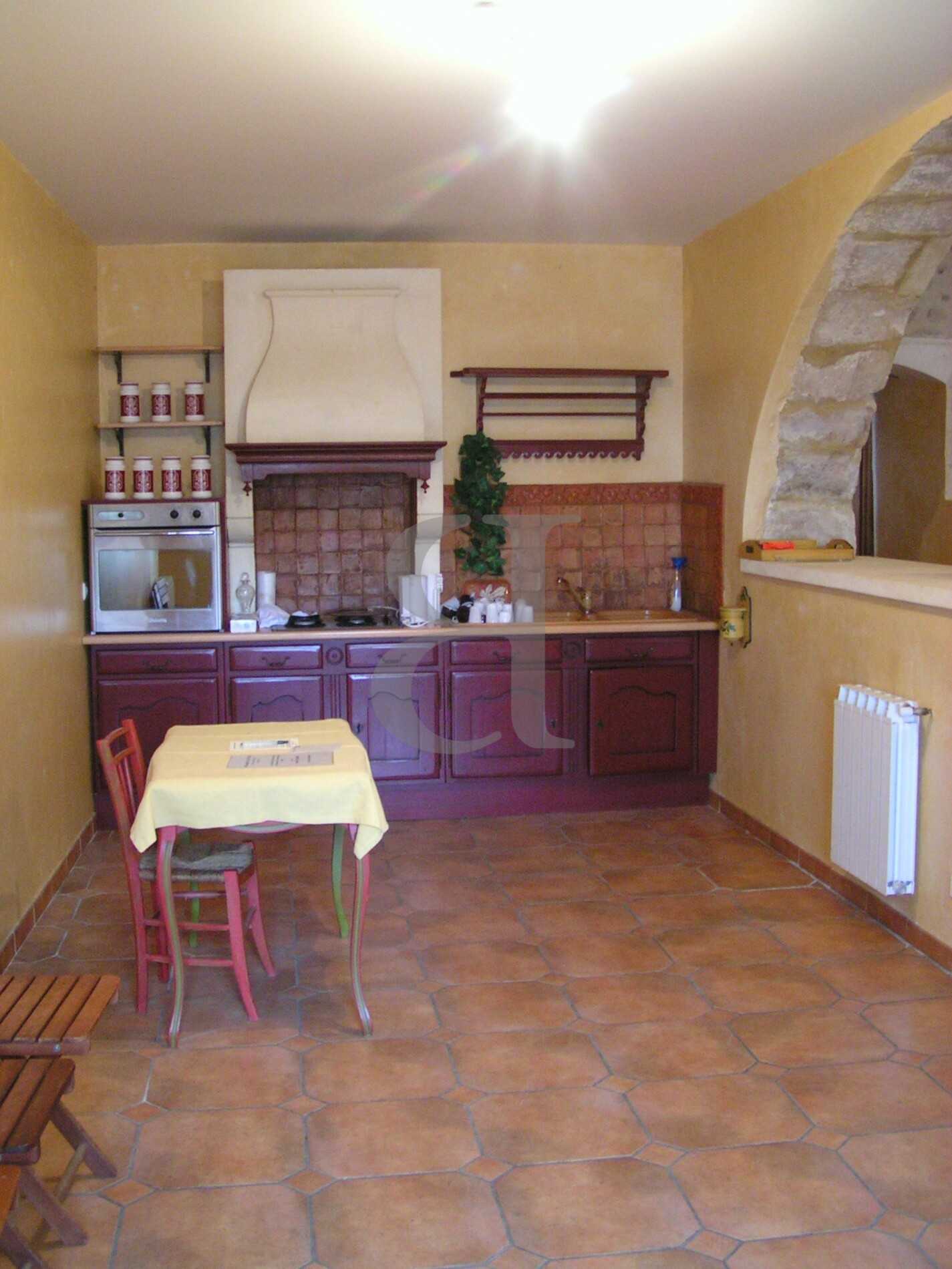 casa no Visan, Provence-Alpes-Côte d'Azur 10146659