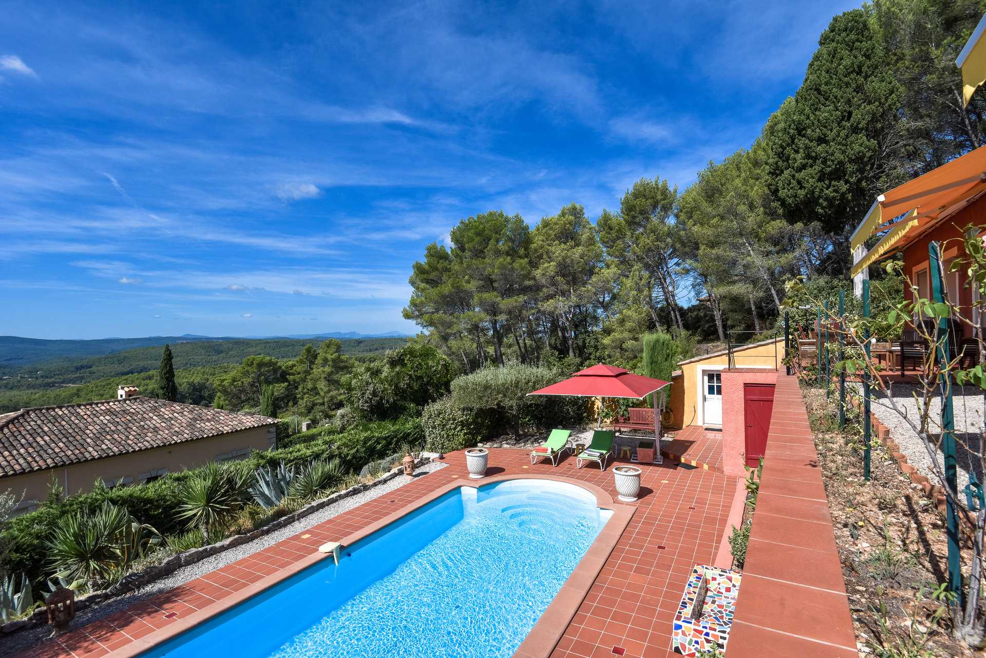 House in Lorgues, Provence-Alpes-Cote d'Azur 10146706