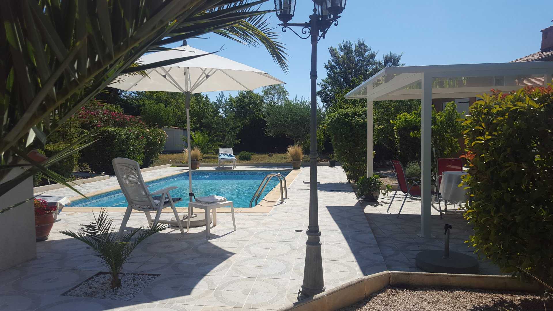 Rumah di Tuan-tuan, Provence-Alpes-Cote d'Azur 10147105