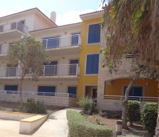 Condominium in Santa Maria, Sal 10147266