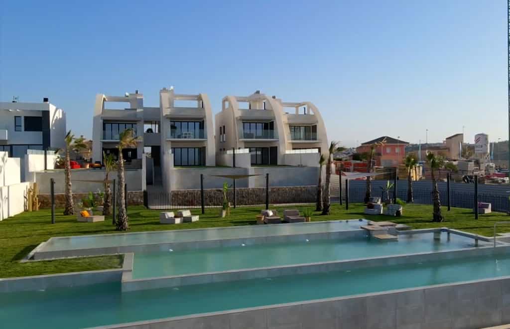 Condominium in Rojales, Valencia 10147592