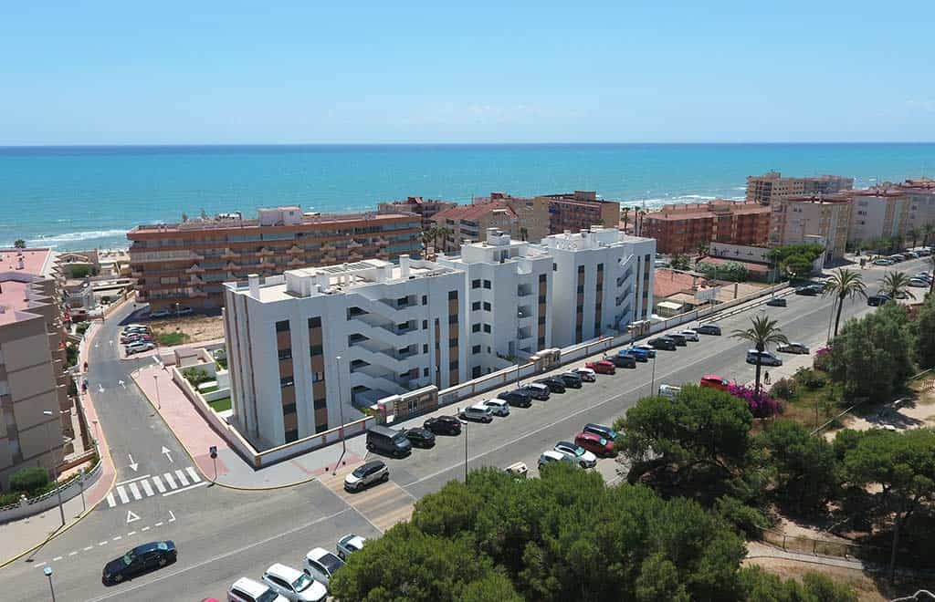 Condominium in El Moncayo, Valencia 10147596