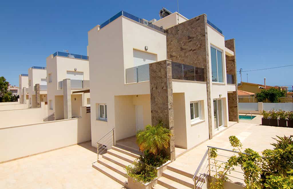 House in Torrevieja, Valencian Community 10147874