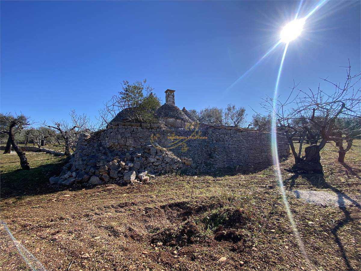 Eigentumswohnung im Castellana Grotte, Apulia 10148180