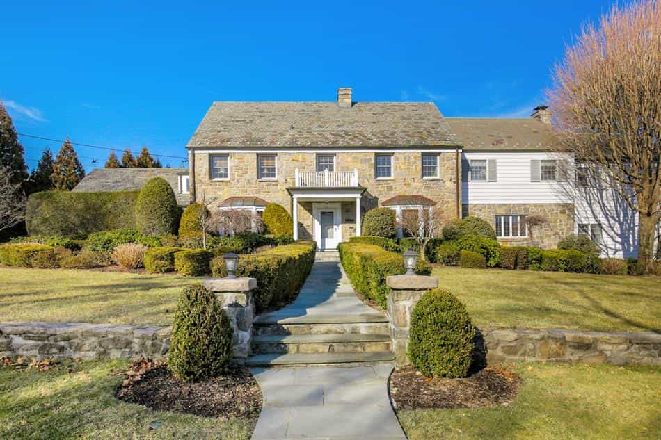House in Scarsdale, New York 10148218