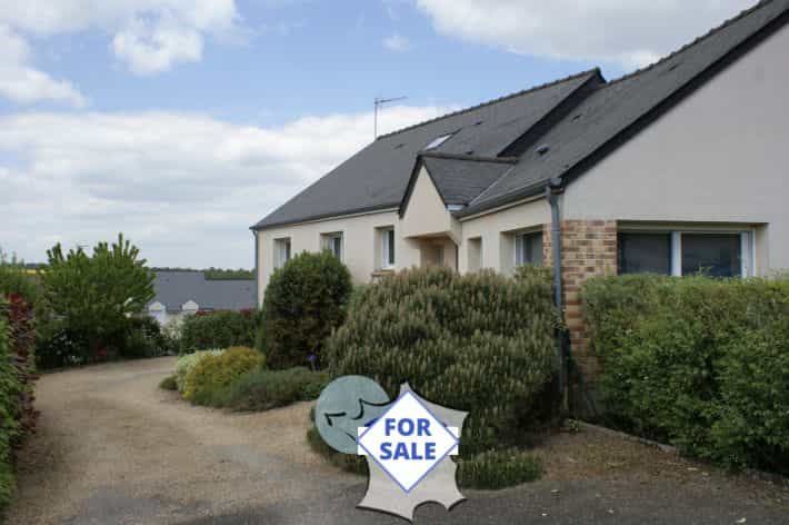 Rumah di Mayenne, Membayar de la Loire 10148521