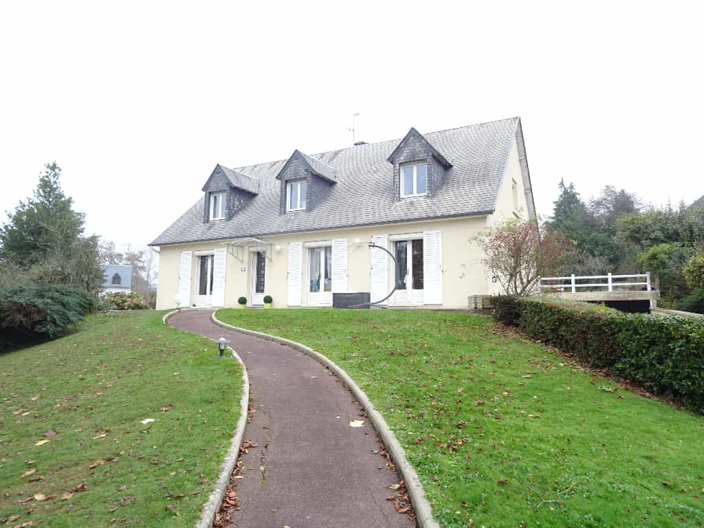 Dom w Le Neufbourg, Normandie 10148528