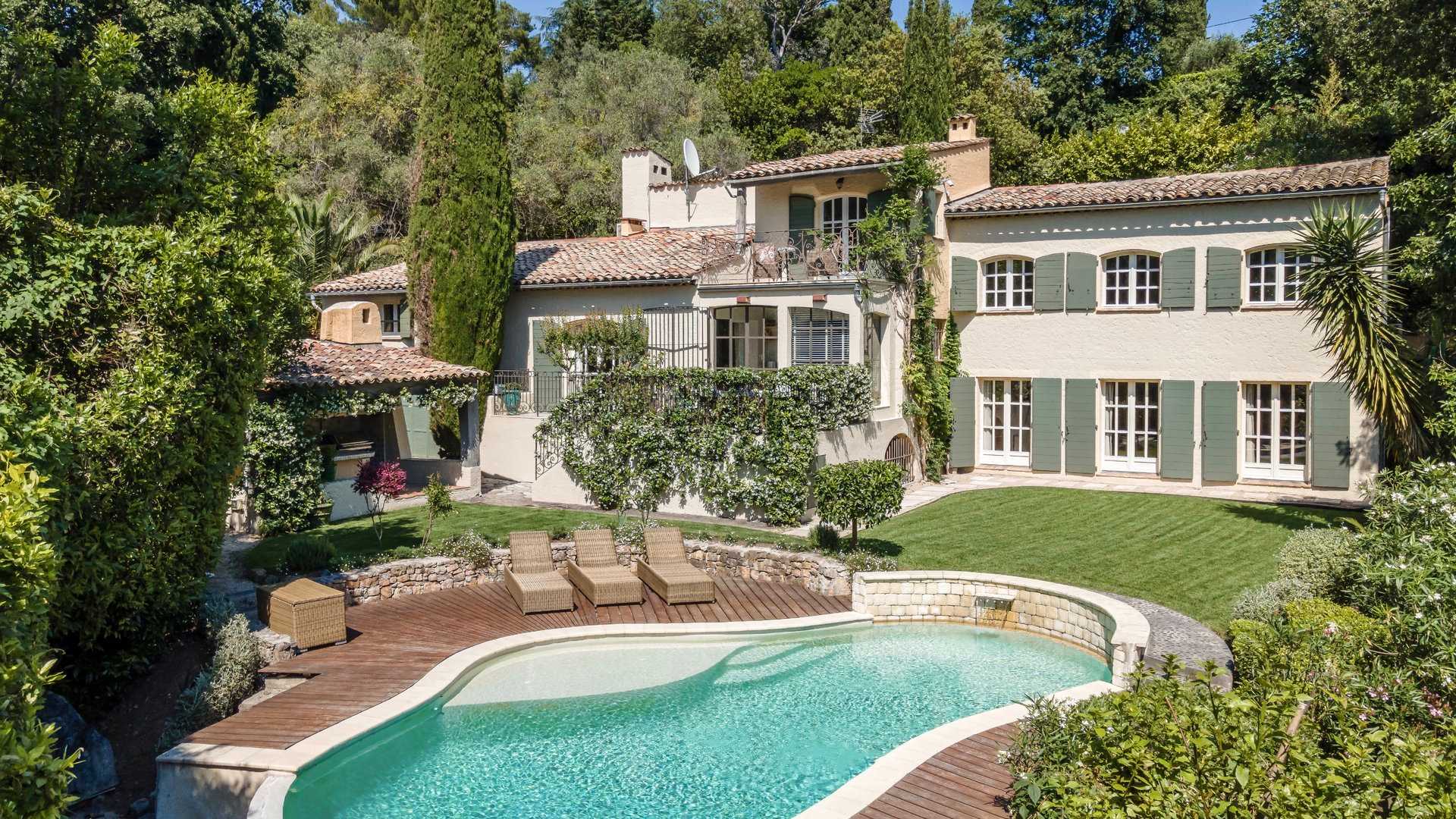Hus i Mougins, Provence-Alpes-Cote d'Azur 10148671