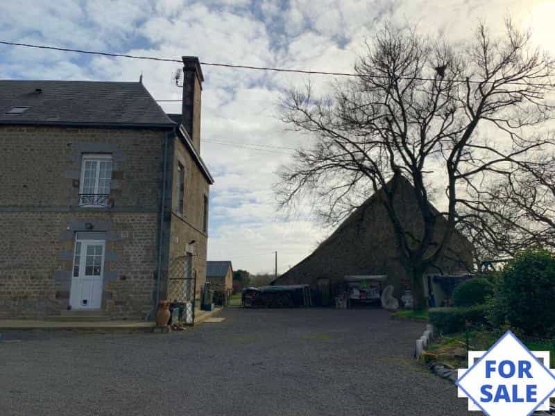 Haus im Saint-Hilaire-du-Harcouët, Normandie 10148713