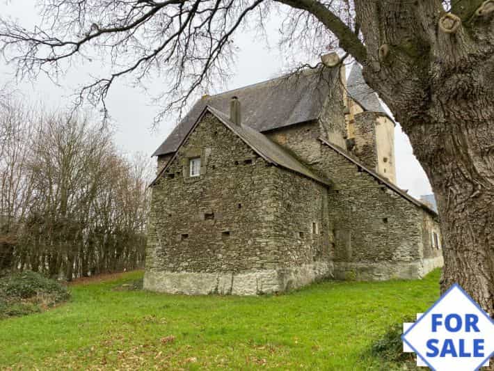 Talo sisään Douillet, Pays de la Loire 10148821