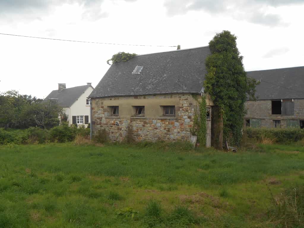 Dom w Juvigny-le-Tertre, Normandia 10148878