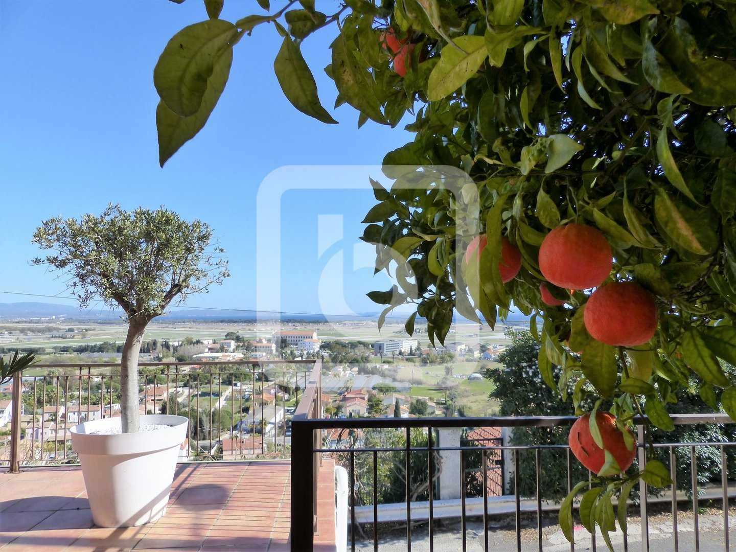 Huis in Costebelle, Provence-Alpes-Côte d'Azur 10149111