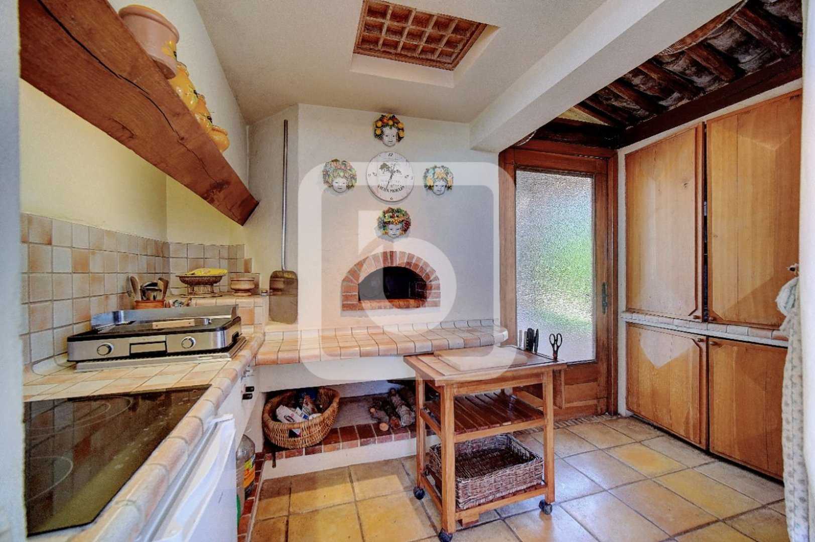 Dom w Vallauris, Provence-Alpes-Côte d'Azur 10149206