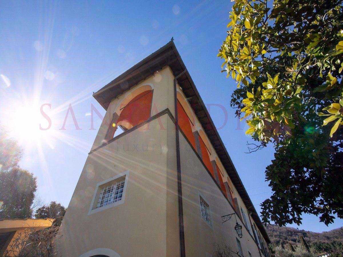 Будинок в Lucca, Tuscany 10149417