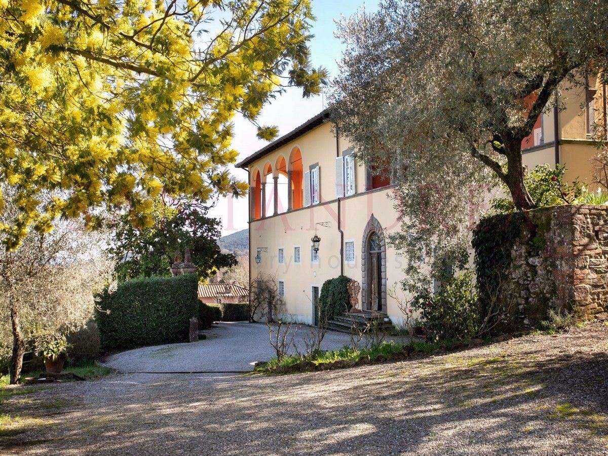 rumah dalam Lucca, Tuscany 10149417