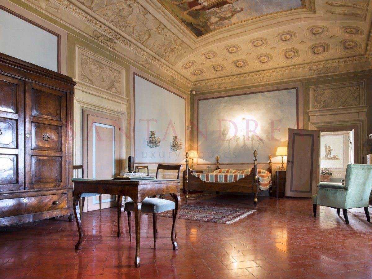房子 在 Sesto Fiorentino, Tuscany 10149484