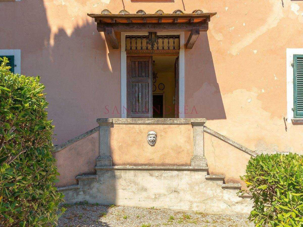 房子 在 Massarosa, Tuscany 10149486