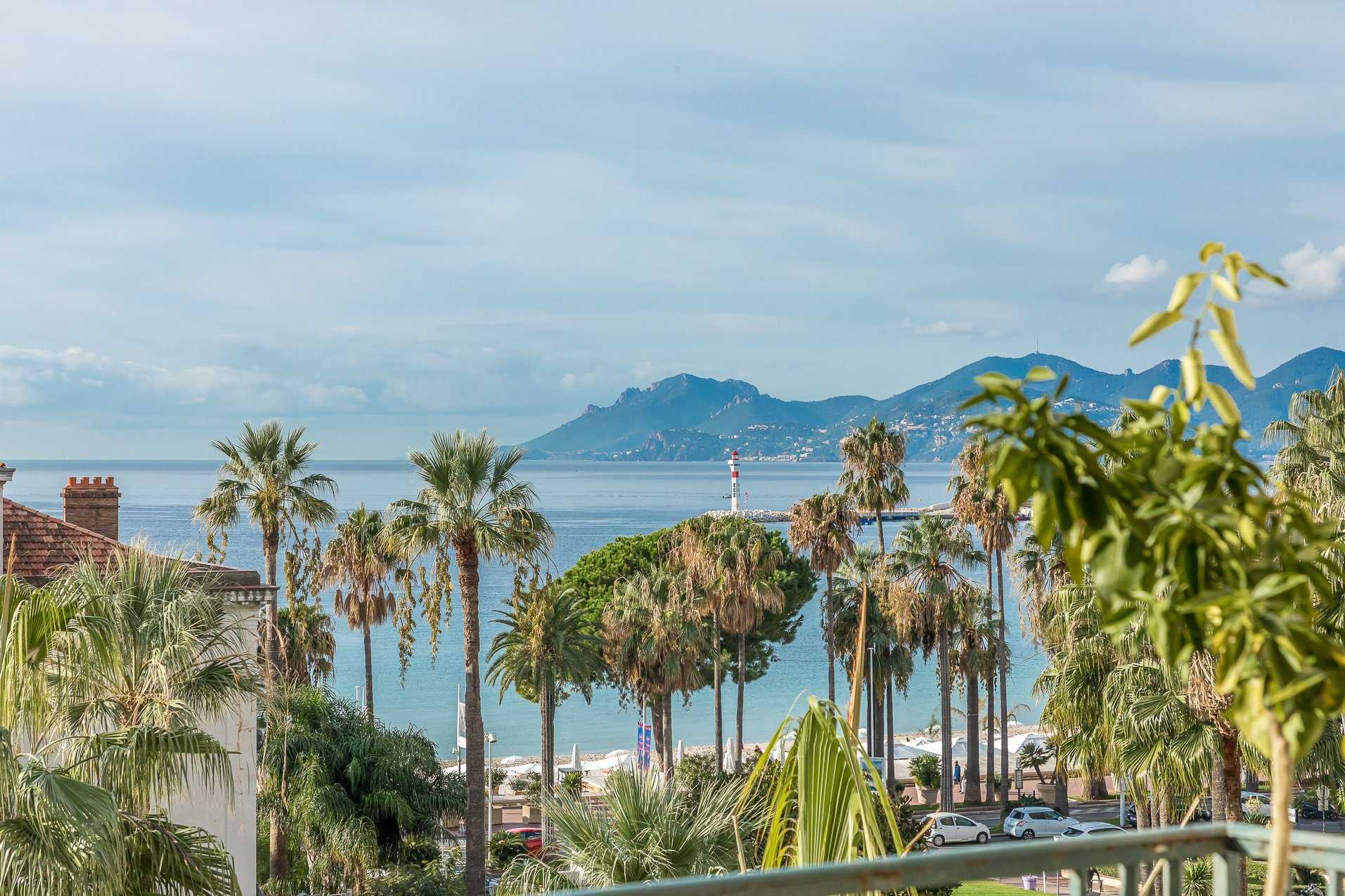 Eigentumswohnung im Cannes, Provence-Alpes-Côte d'Azur 10149519