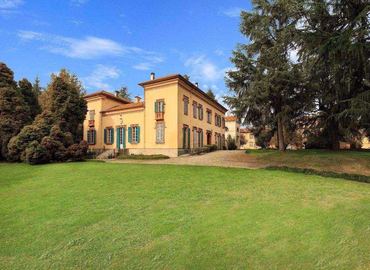 Talo sisään Novara, Piemonte 10149534