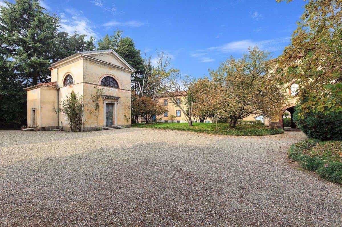 Huis in Novara, Piedmont 10149534