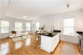 Condominium in Somerville, Massachusetts 10149594