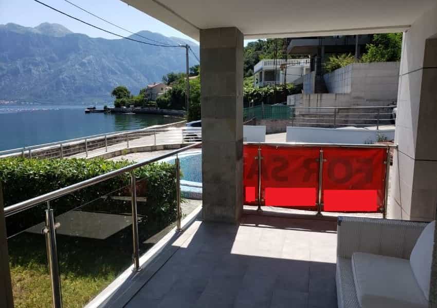 Condominium in Kotor, Kotor 10149853