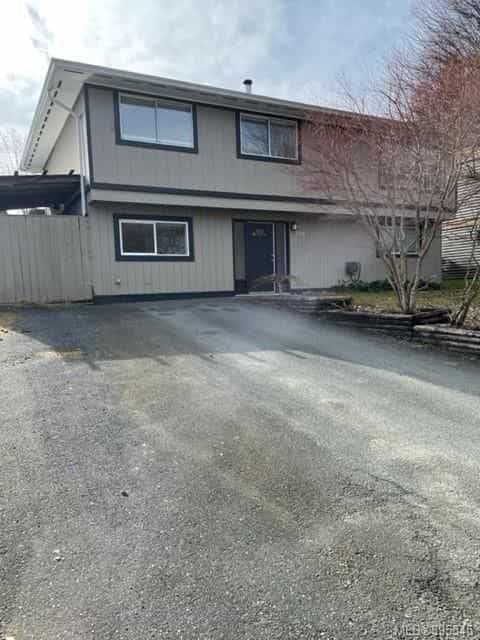 Condominio nel Porto Hardy, British Columbia 10151019