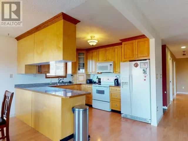 Condominium in Powell River, British Columbia 10151024