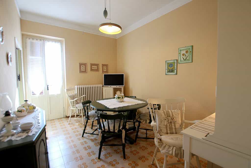 公寓 在 Volterra, Toscana 10151109