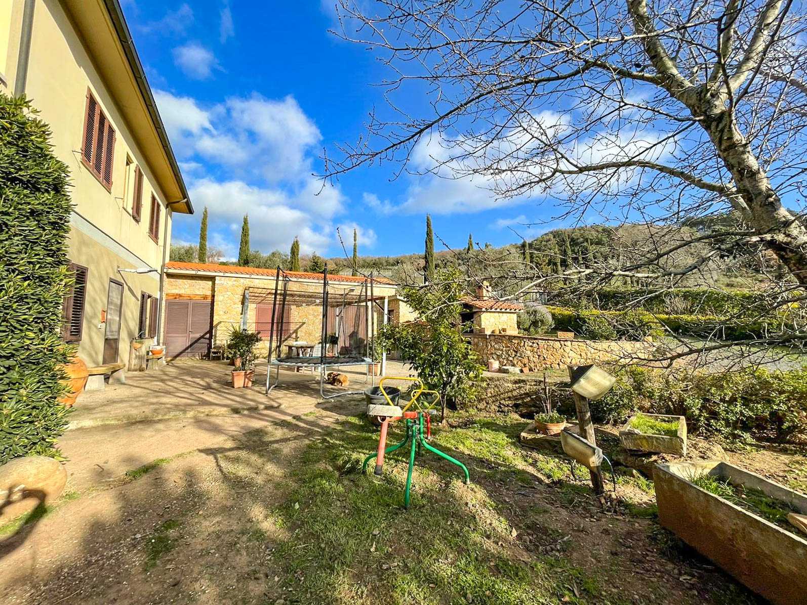 Condominium in Casale Marittimo, Tuscany 10151120