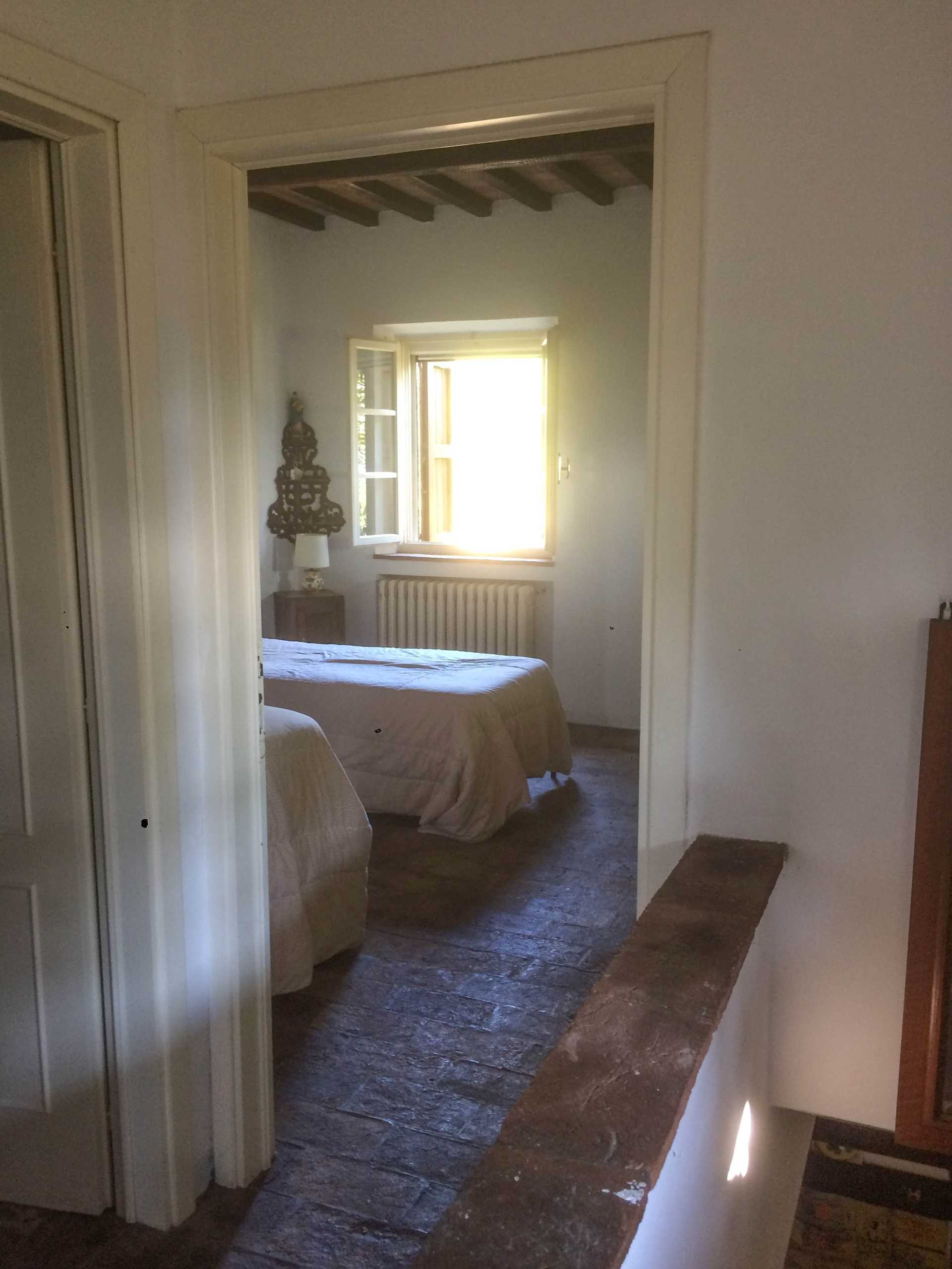 Talo sisään , Tuscany 10151123
