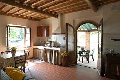 عمارات في San Gimignano, Tuscany 10151125