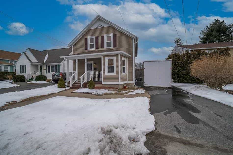 House in Cranston, Rhode Island 10151251